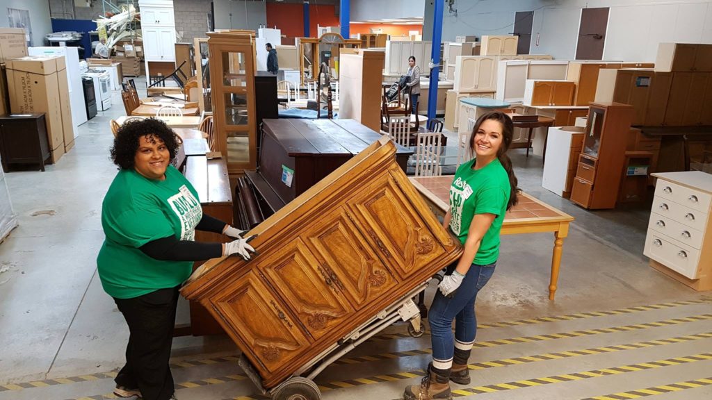 donate furniture pick up chicago