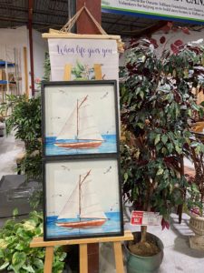 A variety of brand new home decor can also be found in a Habitat ReStore